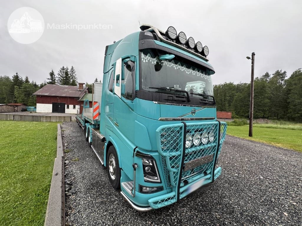 Volvo FH 650 Ekipage - 牵引车:图4 Volvo FH 650 Ekipage - 牵引车:图4