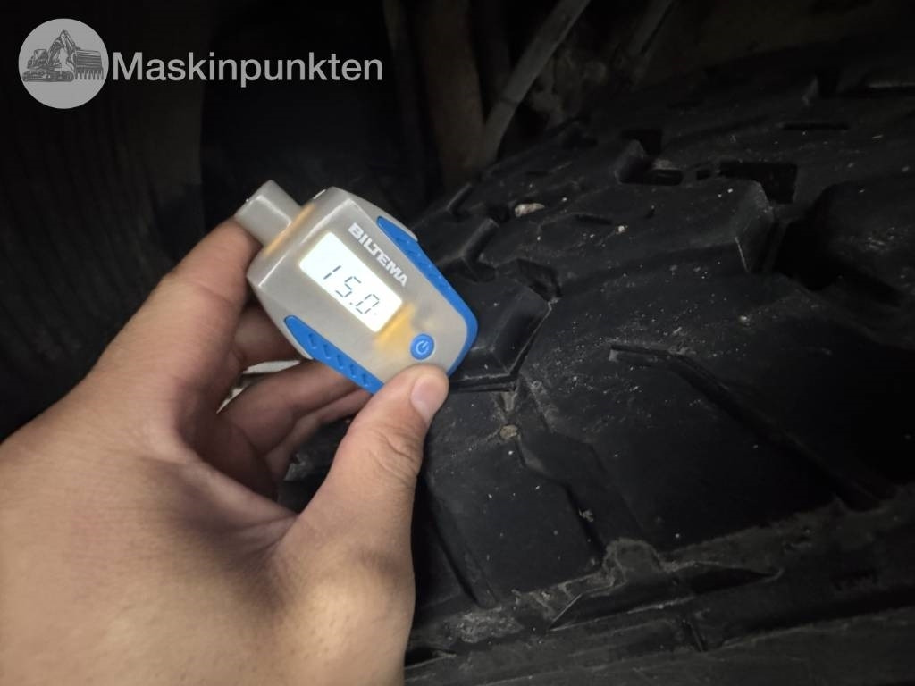 Volvo FH 8*4 Tridem lastväxlare - 吊钩升降车:图5 Volvo FH 8*4 Tridem lastväxlare - 吊钩升降车:图5