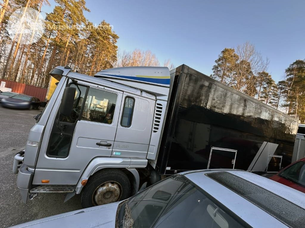 Volvo FL 220 Ekipage - 自动转运卡车:图2 Volvo FL 220 Ekipage - 自动转运卡车:图2