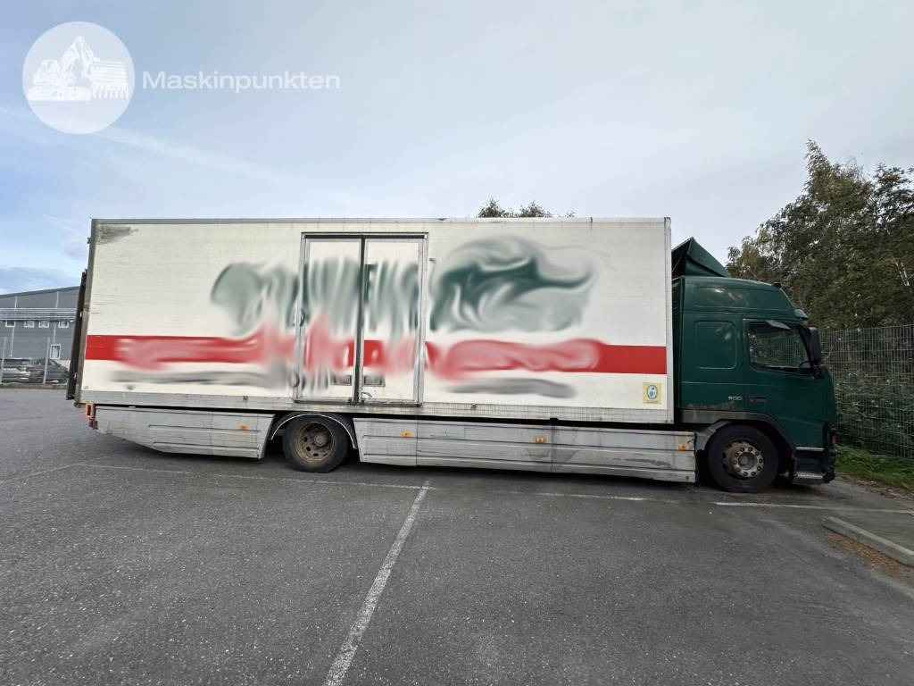 Volvo FM 9 300 - 厢式卡车:图3 Volvo FM 9 300 - 厢式卡车:图3