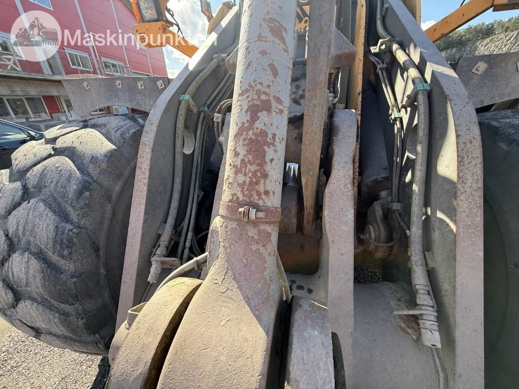 轮式装载机 Volvo L 180 F：图31