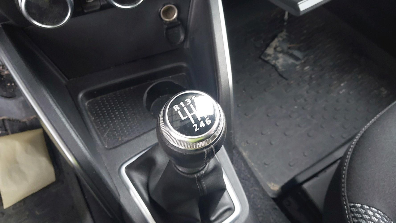 汽车 DACIA DUSTER II 1.5 BLUEDCI 115:图15 汽车 DACIA DUSTER II 1.5 BLUEDCI 115:图15