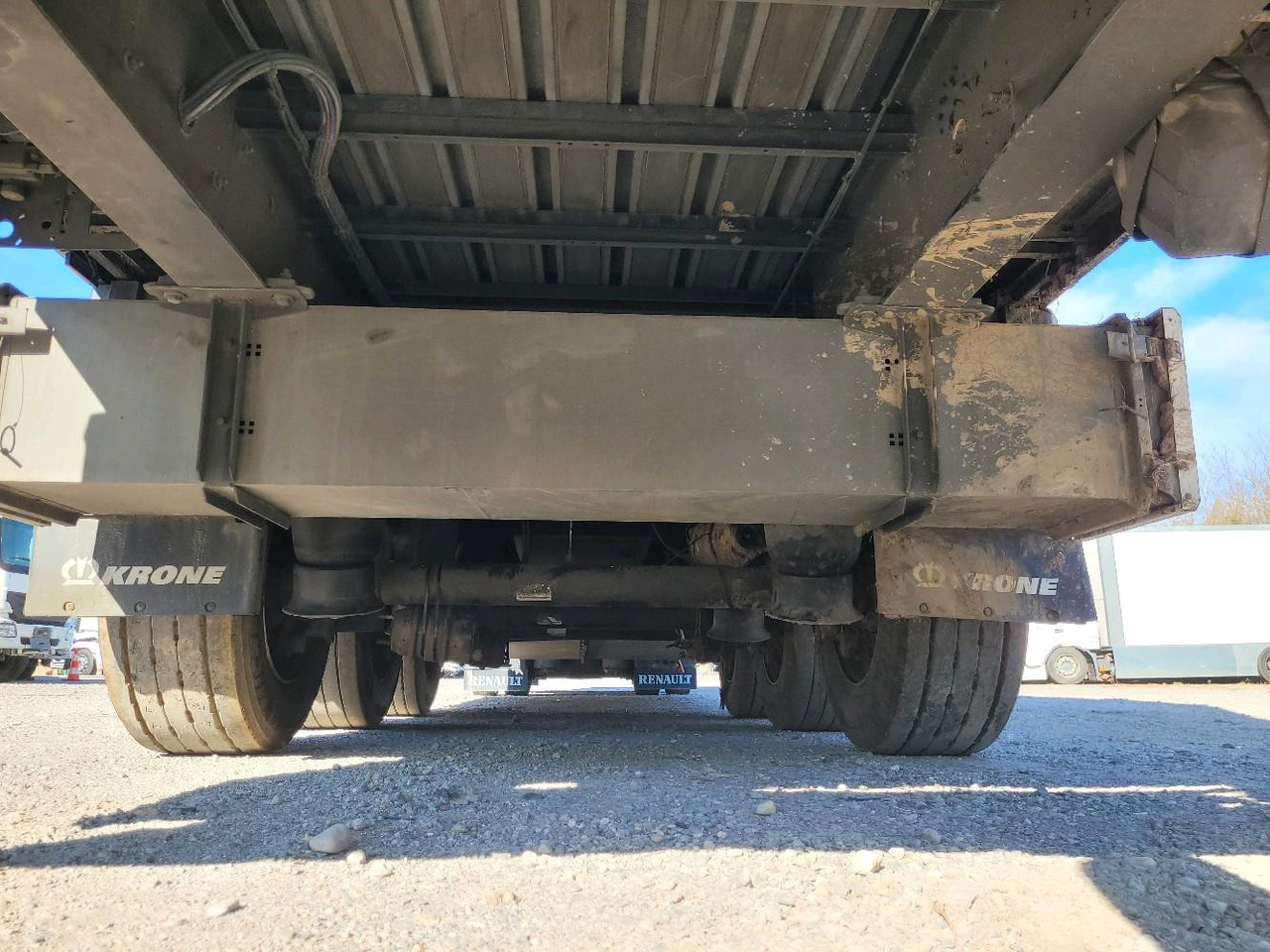 侧帘半拖车 KRONE SD：图6