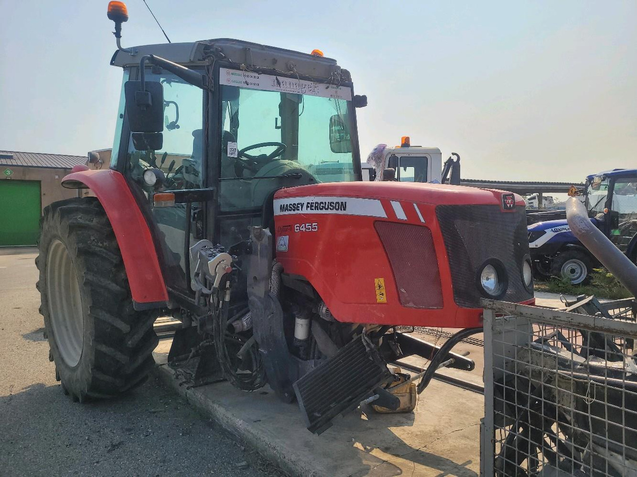 MASSEY FERGUSON 6455 - 拖拉机:图1 MASSEY FERGUSON 6455 - 拖拉机:图1