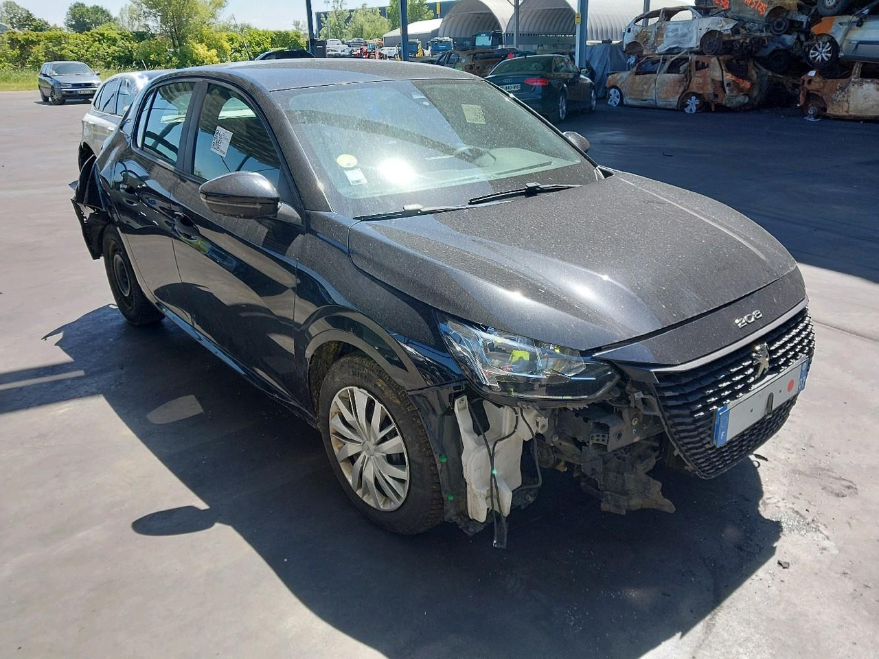 PEUGEOT 208 II 1.5 BLUEHDI 100 PACK - 汽车:图2 PEUGEOT 208 II 1.5 BLUEHDI 100 PACK - 汽车:图2