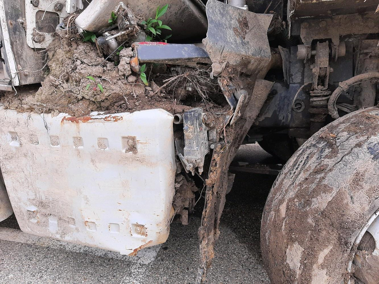 罐车 VOLVO FL 280 CITERNE:图16 罐车 VOLVO FL 280 CITERNE:图16