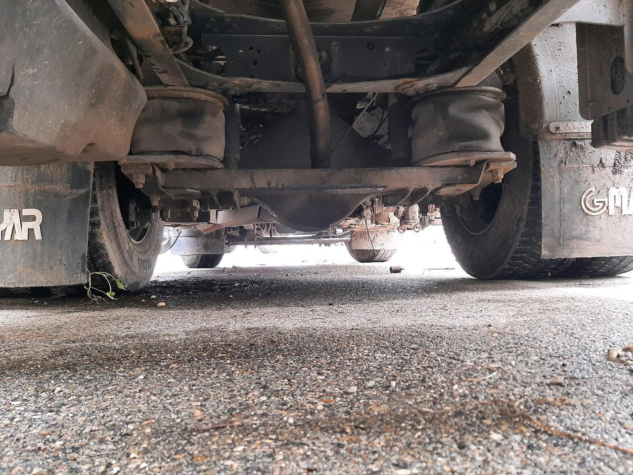 罐车 VOLVO FL 280 CITERNE:图3 罐车 VOLVO FL 280 CITERNE:图3