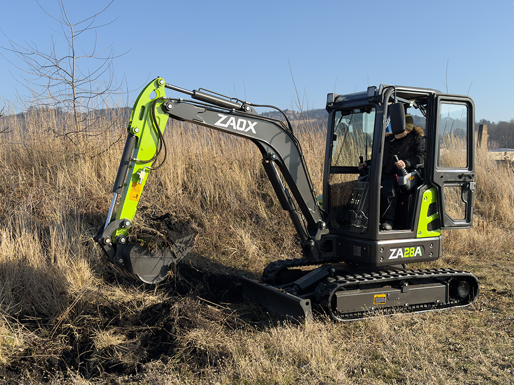 ZAOX ZA28A - 小型挖掘机:图4 ZAOX ZA28A - 小型挖掘机:图4