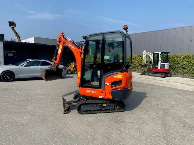 Kubota KX 016-4 - 小型挖掘机:图5 Kubota KX 016-4 - 小型挖掘机:图5