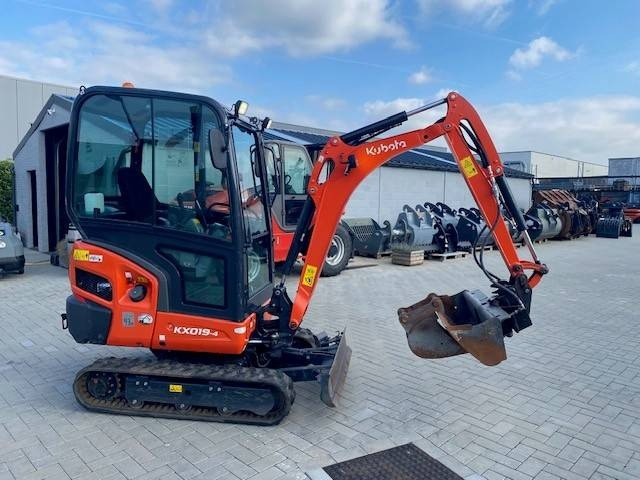 Kubota KX 019-4 - 小型挖掘机:图1 Kubota KX 019-4 - 小型挖掘机:图1