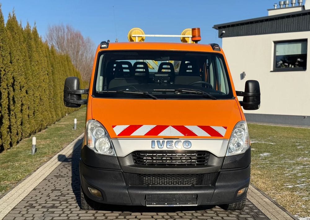 Iveco DAILY 35S13 - 侧帘货车:图2 Iveco DAILY 35S13 - 侧帘货车:图2