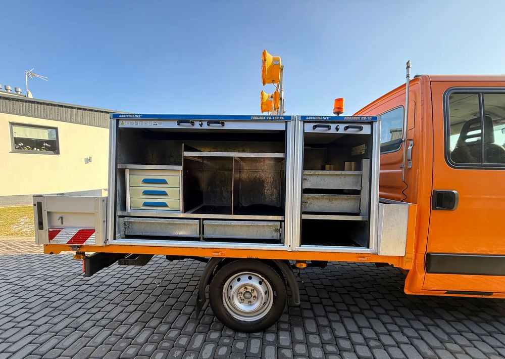 Iveco DAILY 35S13 - 侧帘货车:图5 Iveco DAILY 35S13 - 侧帘货车:图5