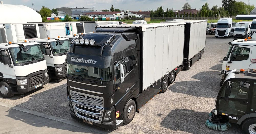 Volvo FH16 660 HP TANDEM 6x2 LIMITED EDITION - 厢式卡车:图3 Volvo FH16 660 HP TANDEM 6x2 LIMITED EDITION - 厢式卡车:图3