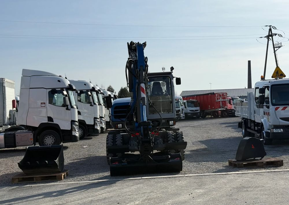 Wacker Neuson 9503-2 TRZY ŁYŻKI - 轮式挖掘机:图2 Wacker Neuson 9503-2 TRZY ŁYŻKI - 轮式挖掘机:图2