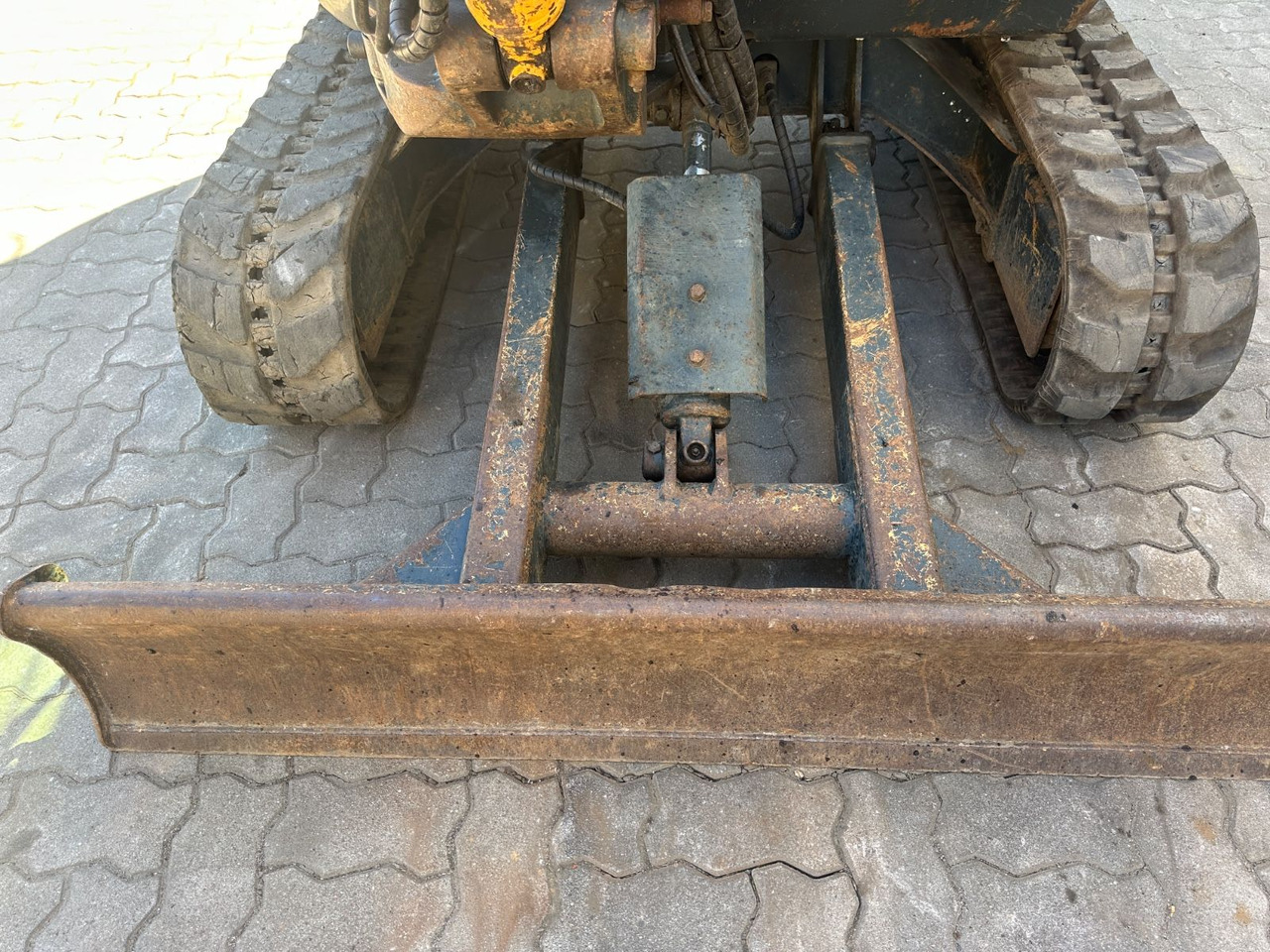 小型挖掘机 Hyundai Robex25Z-9AK / 2018 BJ / 2.962 H / 2.580 KG:图8 小型挖掘机 Hyundai Robex25Z-9AK / 2018 BJ / 2.962 H / 2.580 KG:图8