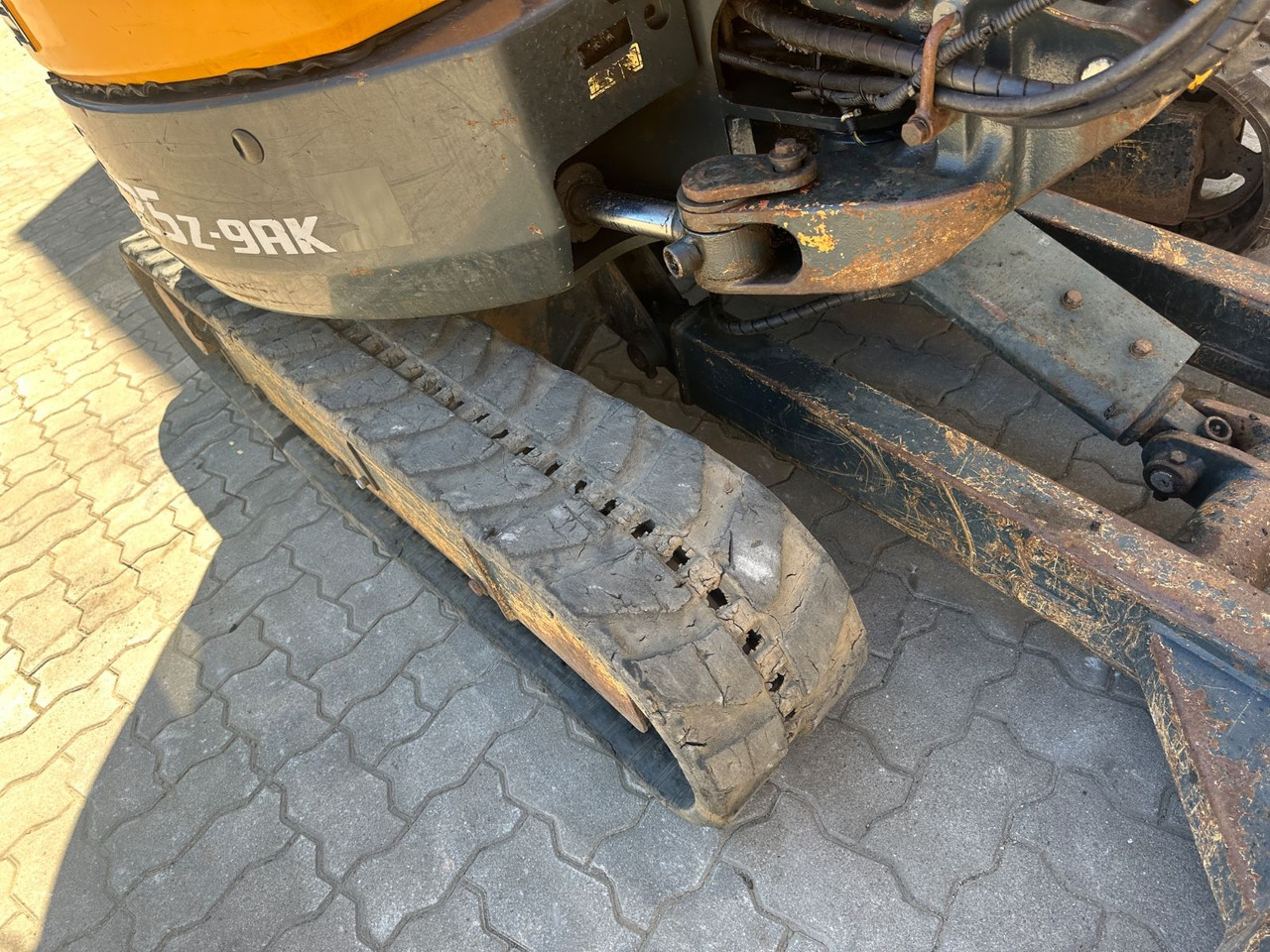 小型挖掘机 Hyundai Robex25Z-9AK / 2018 BJ / 2.962 H / 2.580 KG:图9 小型挖掘机 Hyundai Robex25Z-9AK / 2018 BJ / 2.962 H / 2.580 KG:图9