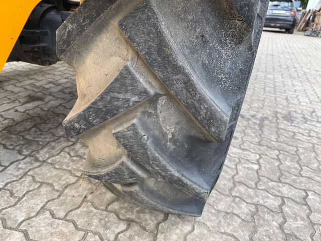 伸缩臂叉装车 JCB 535-125 / 2016 BJ / 3.571 H / 12.5 Meter：图18