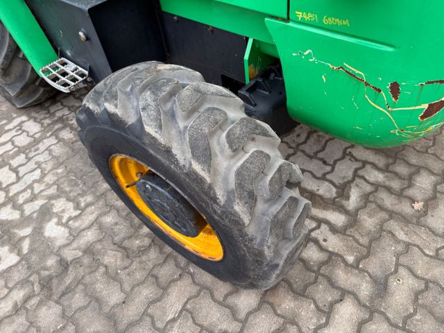 柴油叉车 JCB 926 4x4 / 2.600 KG / 1.048 H：图15