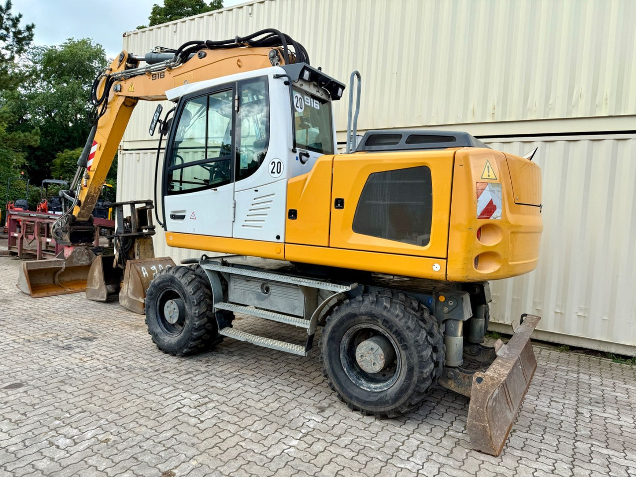 Liebherr A916 / Deutsche Maschine / Löffel + Greifer - 轮式挖掘机:图3 Liebherr A916 / Deutsche Maschine / Löffel + Greifer - 轮式挖掘机:图3