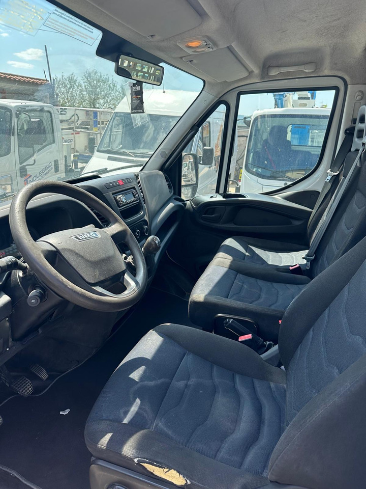 IVECO DAILY 35C12 - 翻斗车:图5 IVECO DAILY 35C12 - 翻斗车:图5