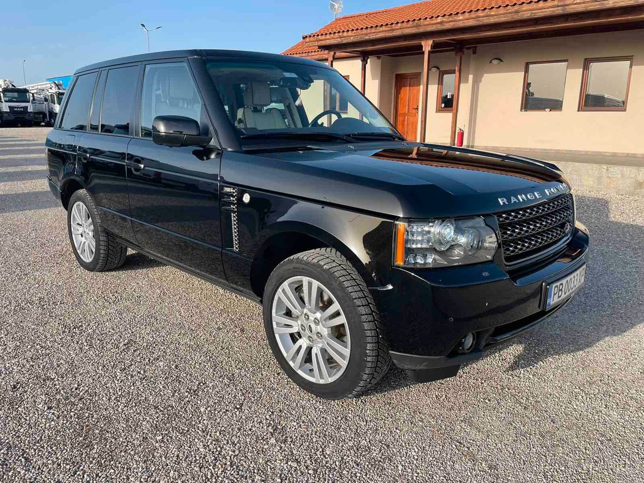 Land Rover Range Rover Vogue 4.4 TDV8 - 越野车:图1 Land Rover Range Rover Vogue 4.4 TDV8 - 越野车:图1