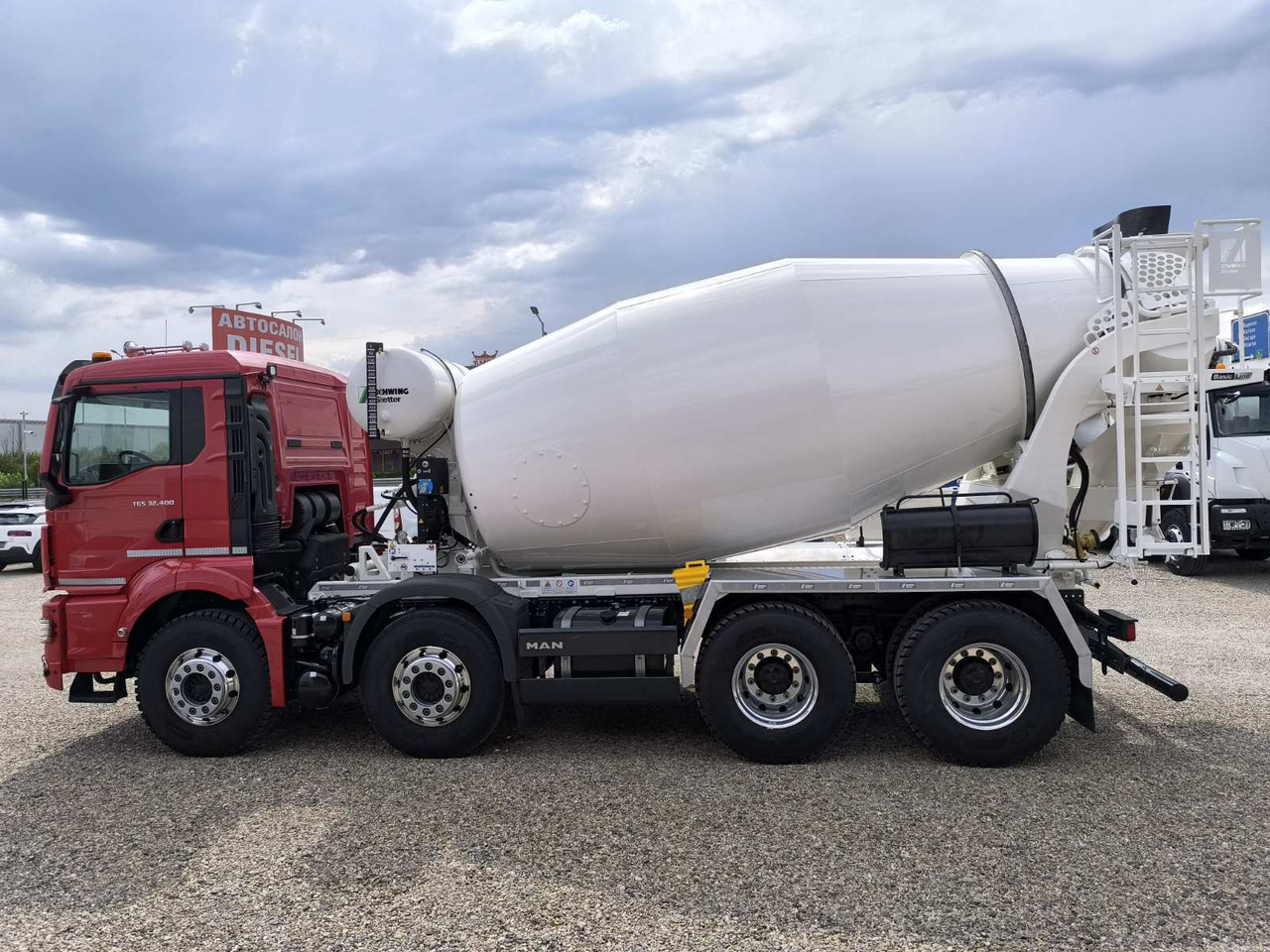 MAN TGS 32.400 STETTER 9M3 - 混凝土搅拌车:图4 MAN TGS 32.400 STETTER 9M3 - 混凝土搅拌车:图4