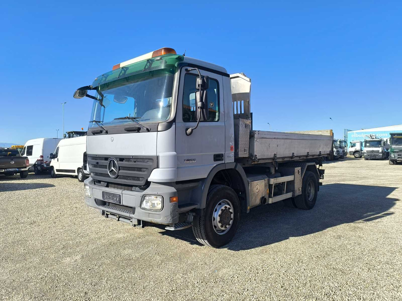 MERCEDES-BENZ Actros 1855 4X4 - 翻斗车:图3 MERCEDES-BENZ Actros 1855 4X4 - 翻斗车:图3