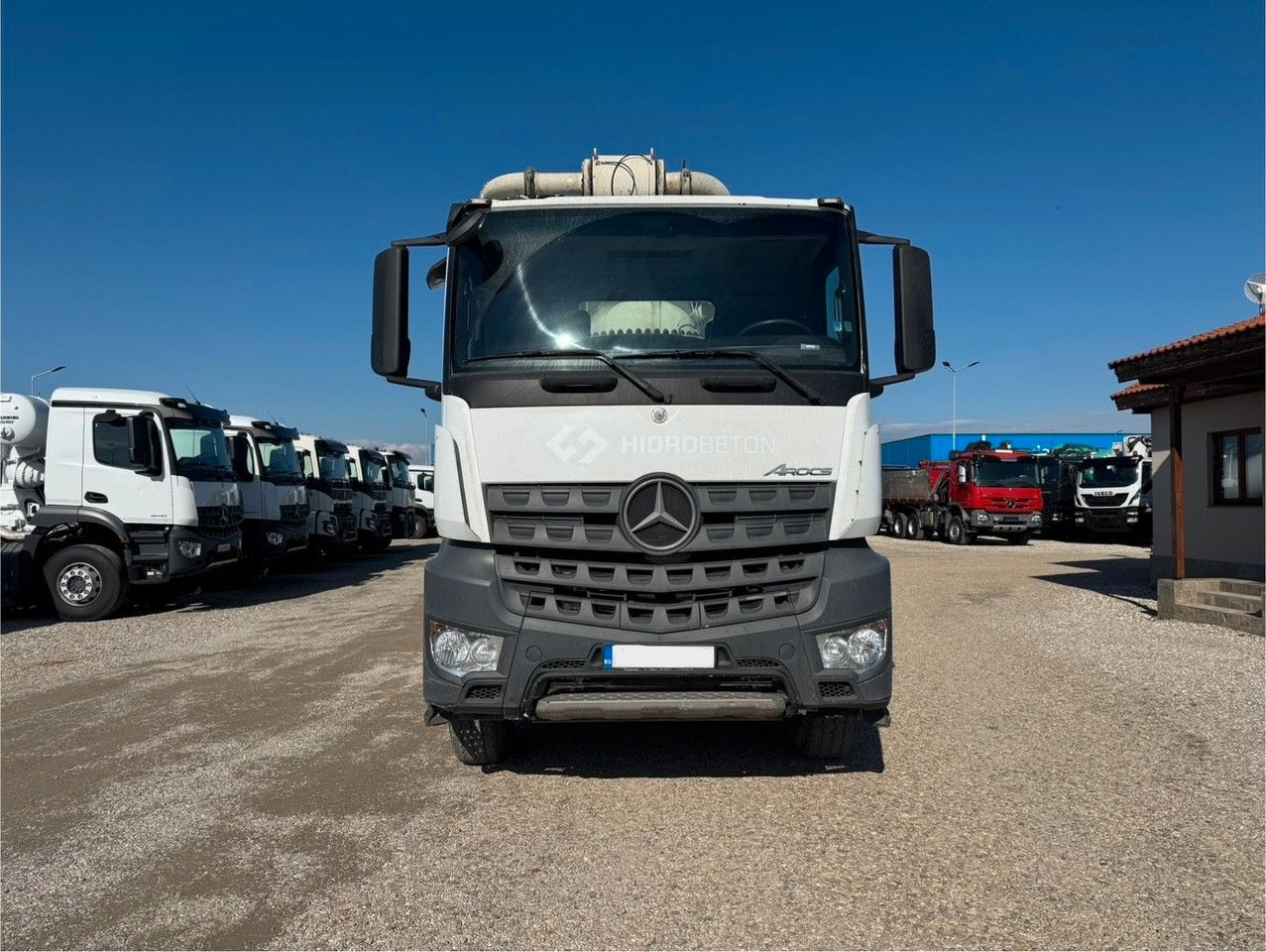 Mercedes-Benz AROCS 3743 PUTZMEISTER M47-5 - 混凝土泵车:图2 Mercedes-Benz AROCS 3743 PUTZMEISTER M47-5 - 混凝土泵车:图2