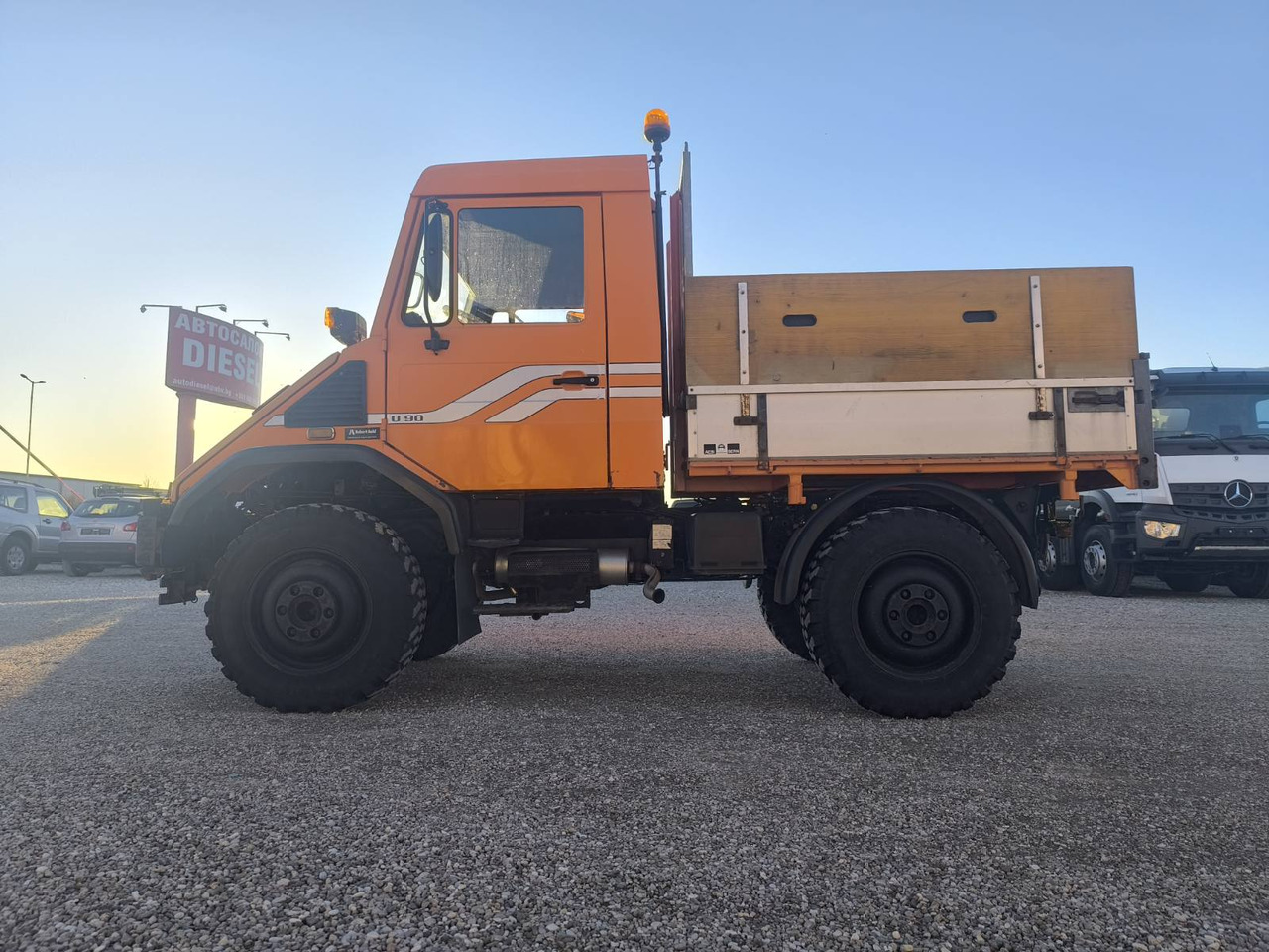 UNIMOG U90 - 翻斗车:图4 UNIMOG U90 - 翻斗车:图4