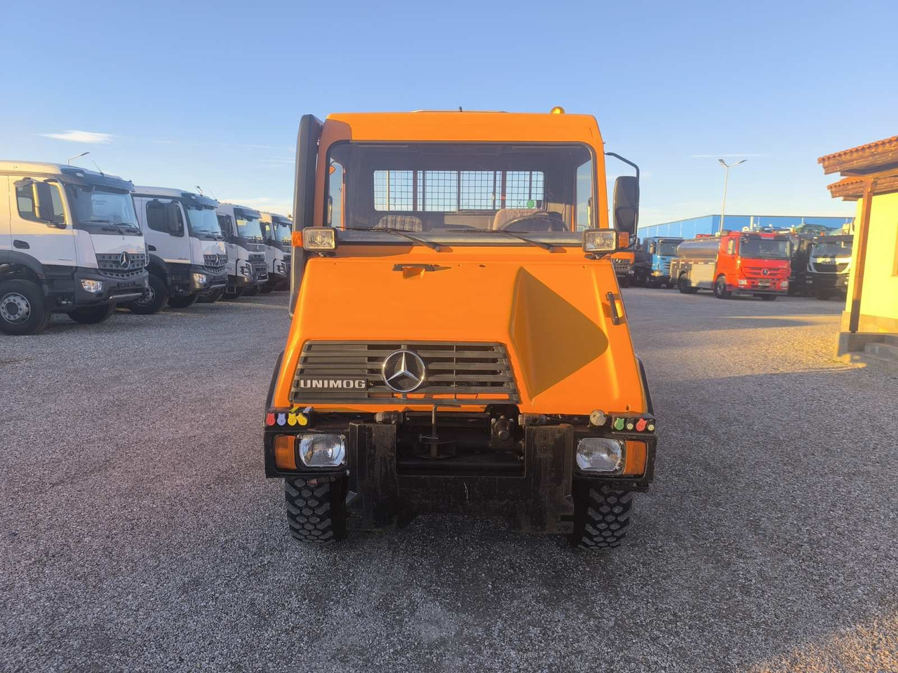 UNIMOG U90 - 翻斗车:图2 UNIMOG U90 - 翻斗车:图2