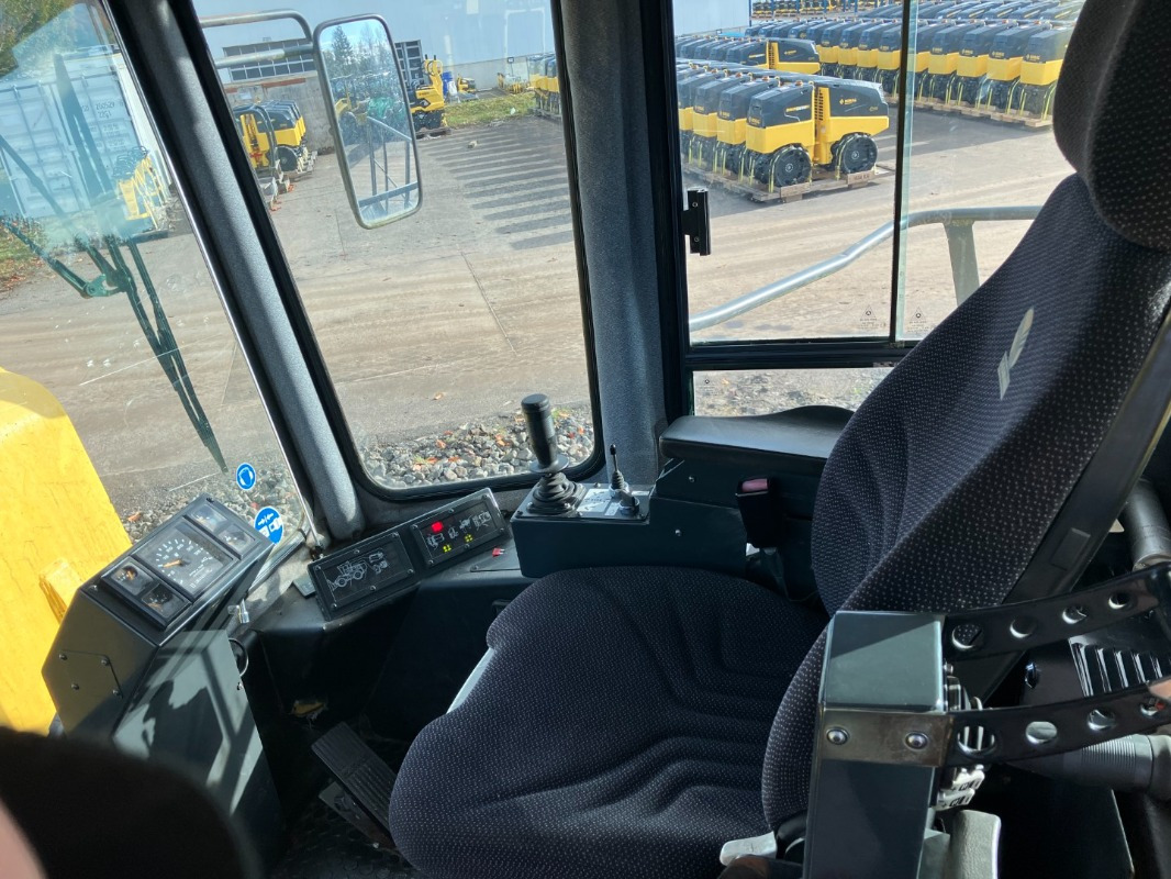 BOMAG DE BC 772 RS - 压实机:图5 BOMAG DE BC 772 RS - 压实机:图5