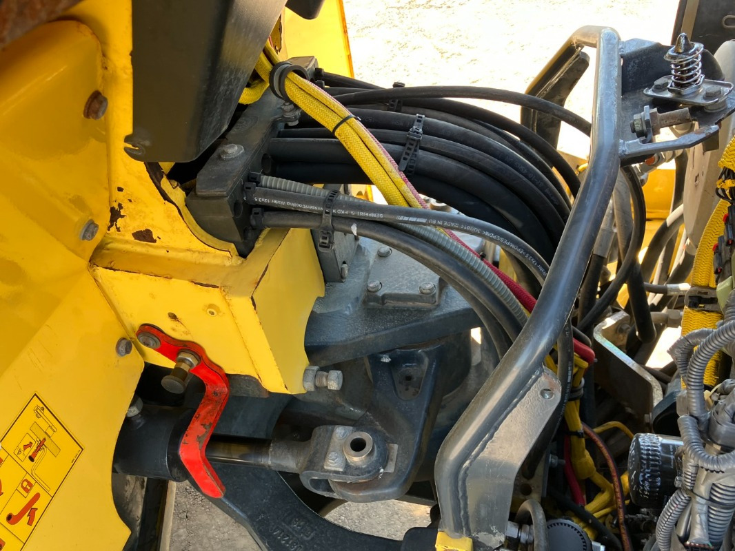 BOMAG DE BW 161 AD-5  Stage IIIb/Tier 4i - 压路机:图5 BOMAG DE BW 161 AD-5  Stage IIIb/Tier 4i - 压路机:图5