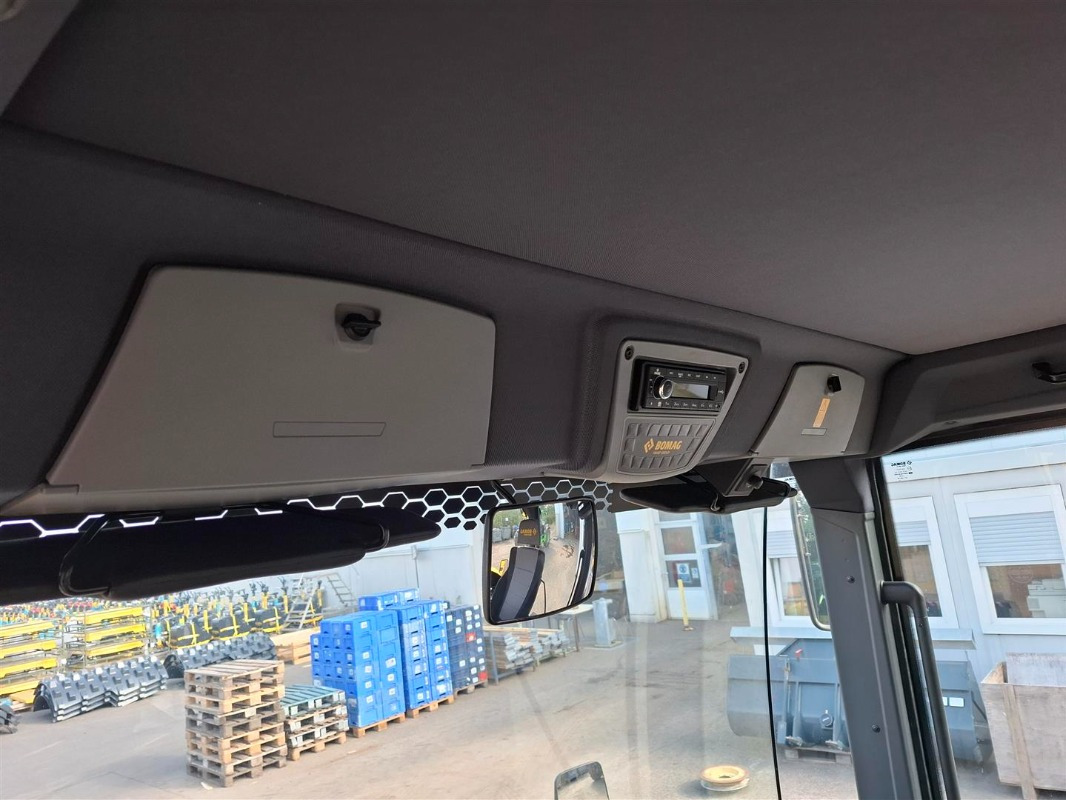 BOMAG DE BW 174 AP-5 AM Hybrid Stage V/Tier 4f - 压路机:图2 BOMAG DE BW 174 AP-5 AM Hybrid Stage V/Tier 4f - 压路机:图2