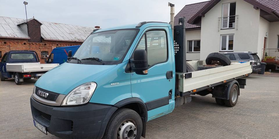 Iveco Daily 65C17 silnik 3.0 skrzynia automat - 平板货车:图1 Iveco Daily 65C17 silnik 3.0 skrzynia automat - 平板货车:图1