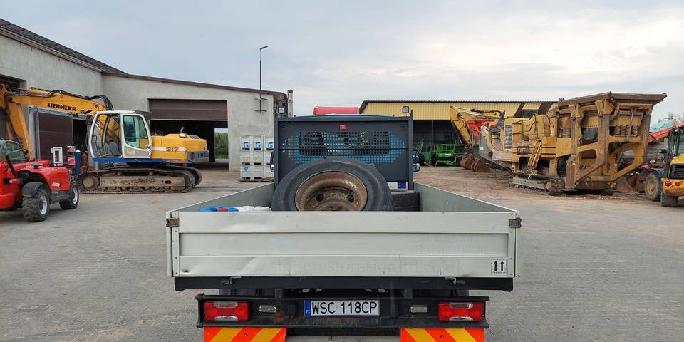 Iveco Daily 65C17 silnik 3.0 skrzynia automat - 平板货车:图4 Iveco Daily 65C17 silnik 3.0 skrzynia automat - 平板货车:图4