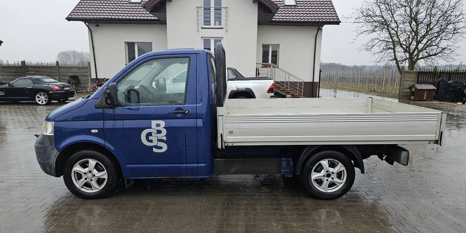 Volkswagen Transporter T5 2.5 skrzynia FV23% klima automat Webasto - 平板货车:图1 Volkswagen Transporter T5 2.5 skrzynia FV23% klima automat Webasto - 平板货车:图1