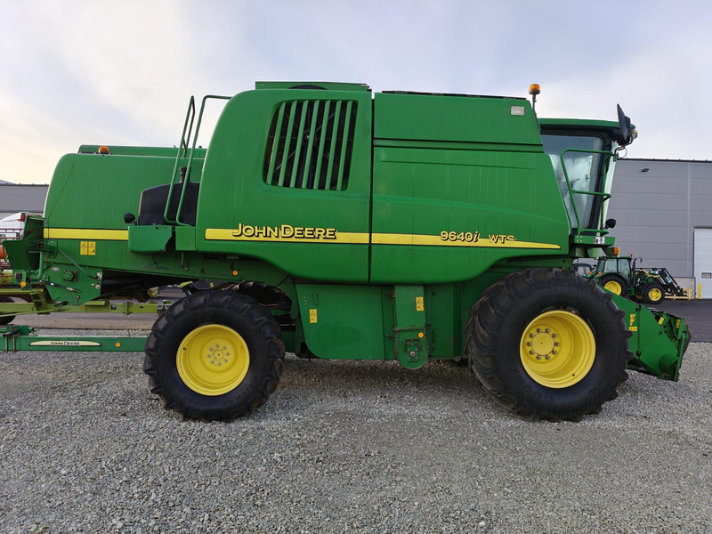 John Deere JOHN DEERE 9640I WTS - 联合收割机:图2 John Deere JOHN DEERE 9640I WTS - 联合收割机:图2