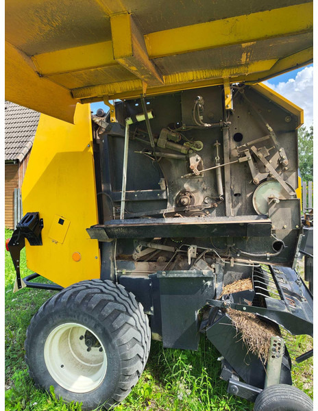 New Holland BR 6090 - 圆形打包机:图5 New Holland BR 6090 - 圆形打包机:图5