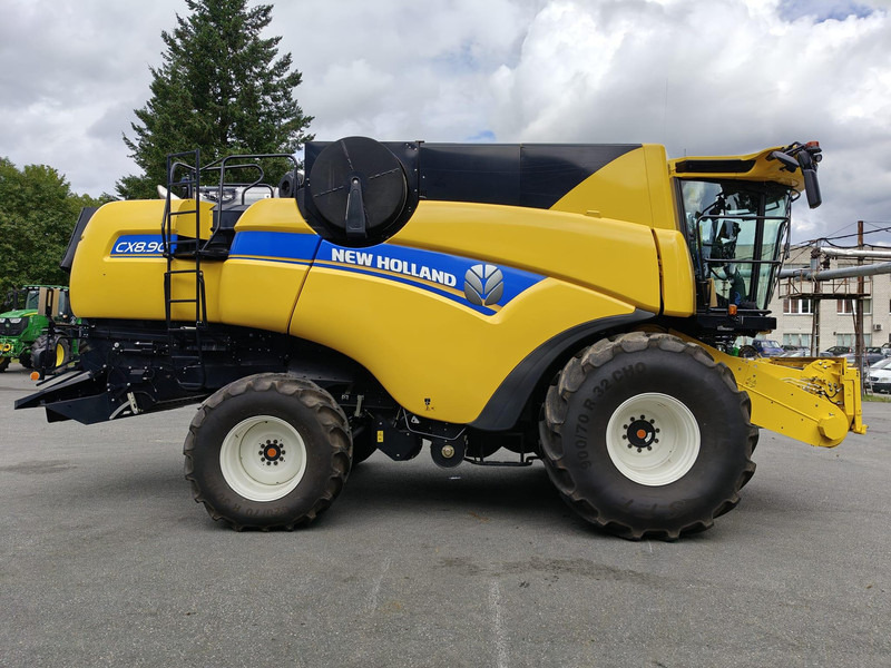 New Holland CX 8.90 - 联合收割机:图2 New Holland CX 8.90 - 联合收割机:图2