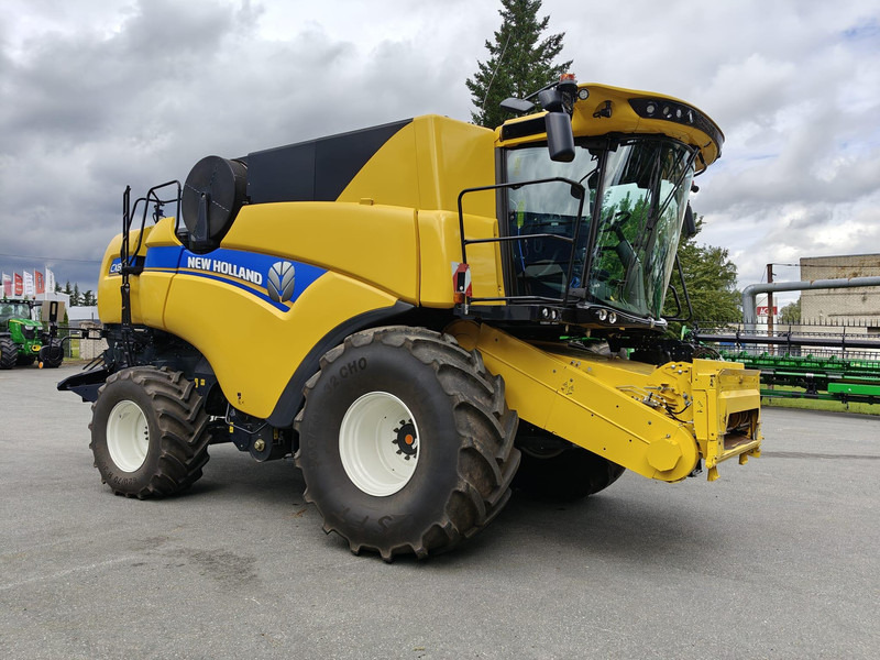 New Holland CX 8.90 - 联合收割机:图1 New Holland CX 8.90 - 联合收割机:图1