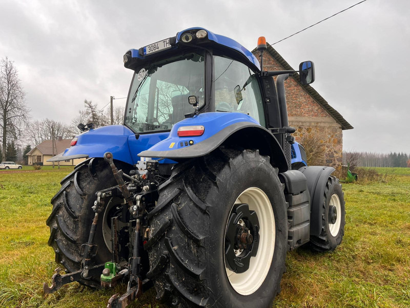 New Holland T8.330 - 拖拉机:图4 New Holland T8.330 - 拖拉机:图4