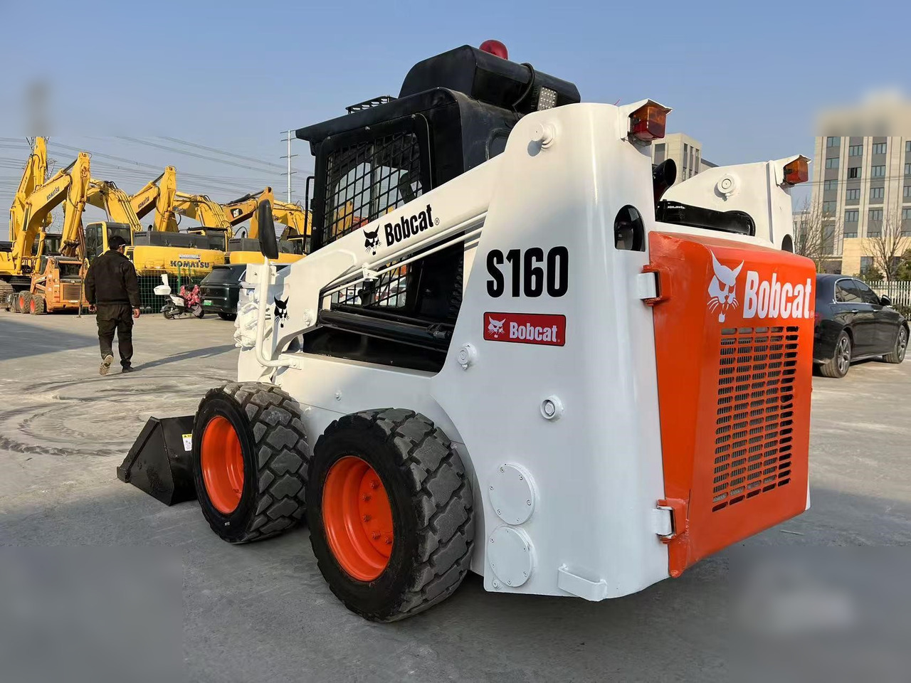 BOBCAT S160 - 滑移装载机:图5 BOBCAT S160 - 滑移装载机:图5