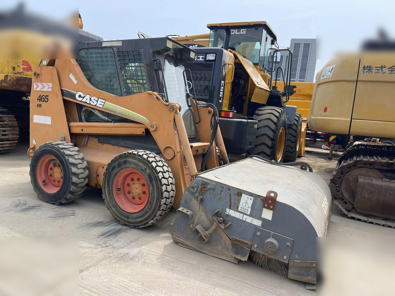 CASE 85XT - 滑移装载机:图3 CASE 85XT - 滑移装载机:图3