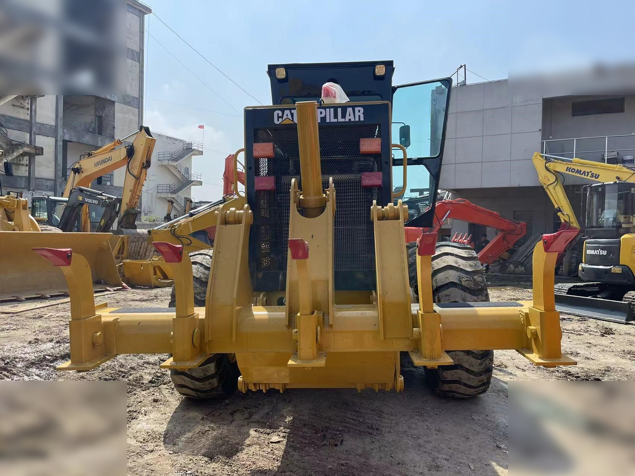 CATERPILLAR 140K - 平路机:图5 CATERPILLAR 140K - 平路机:图5
