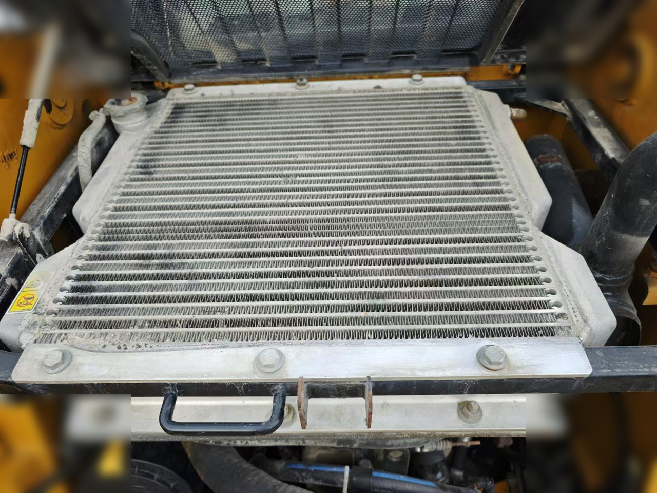 滑移装载机 CATERPILLAR 226B：图6