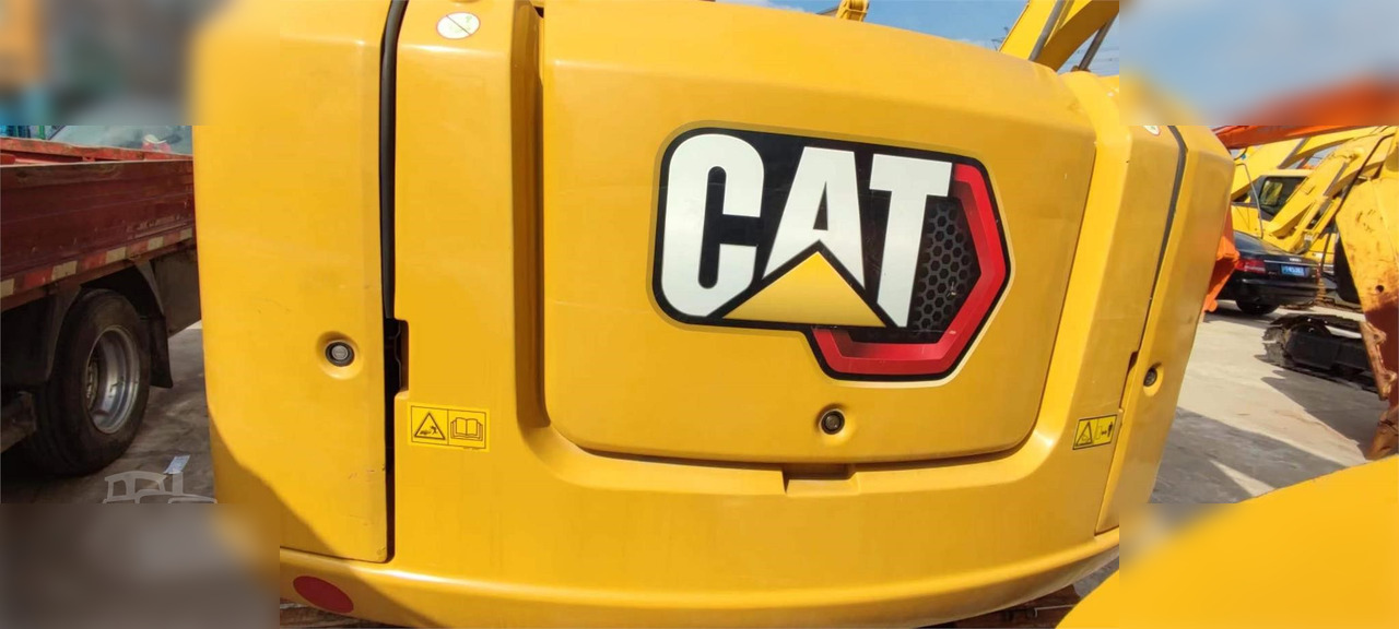 CATERPILLAR 305.5E2 - 小型挖掘机:图2 CATERPILLAR 305.5E2 - 小型挖掘机:图2