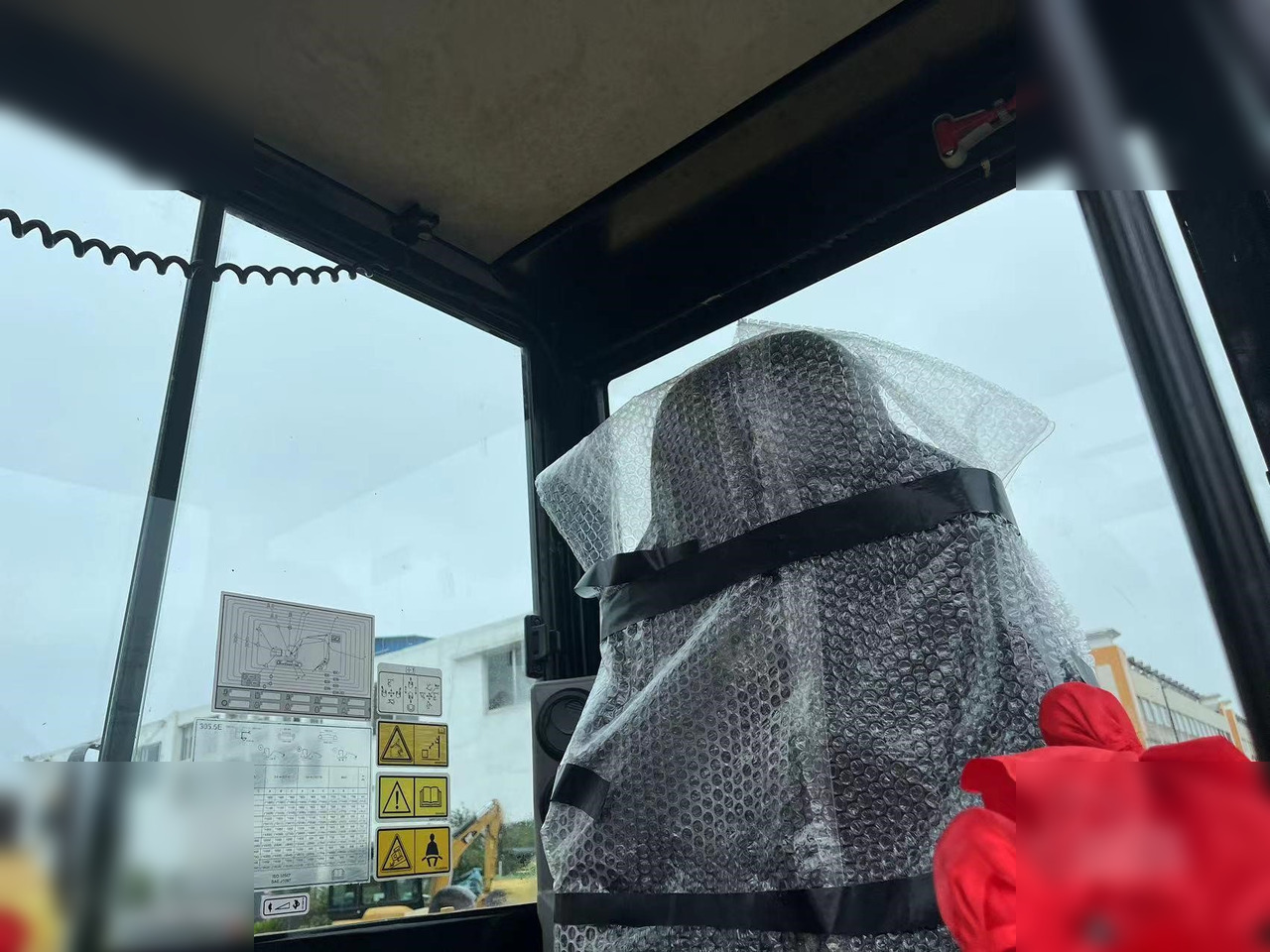 小型挖掘机 CATERPILLAR 305.5E2:图7 小型挖掘机 CATERPILLAR 305.5E2:图7