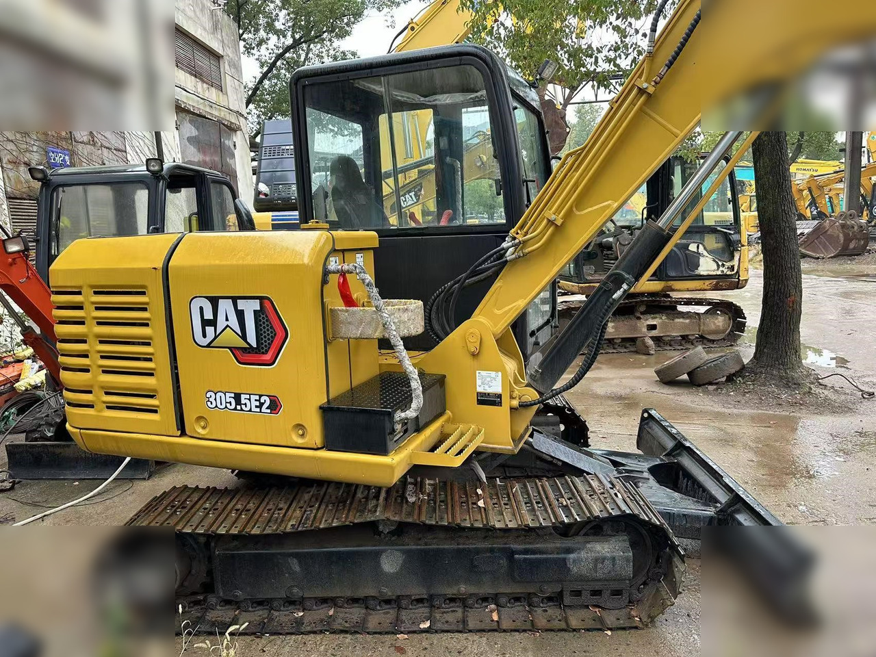 CATERPILLAR 305.5E - 小型挖掘机:图2 CATERPILLAR 305.5E - 小型挖掘机:图2