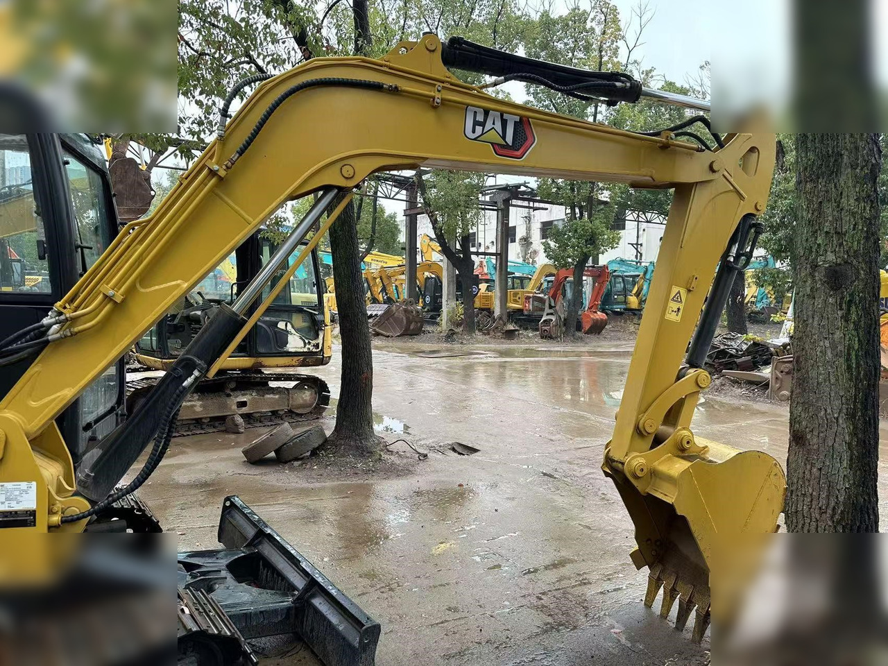 CATERPILLAR 305.5E - 小型挖掘机:图4 CATERPILLAR 305.5E - 小型挖掘机:图4