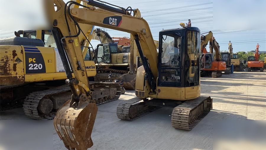 CATERPILLAR 305C CR - 小型挖掘机:图1 CATERPILLAR 305C CR - 小型挖掘机:图1